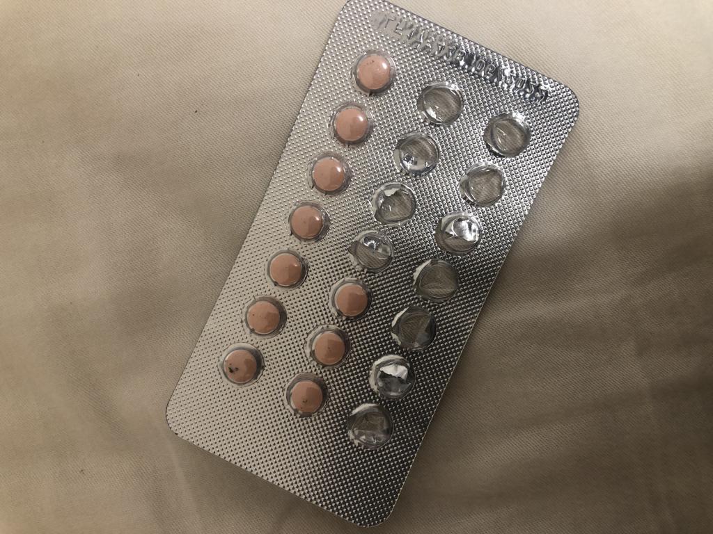 ドロスピレノン エチニルエストラジオール メドレー リーフレット